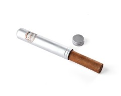 Dominican Cusano Rob Cigar